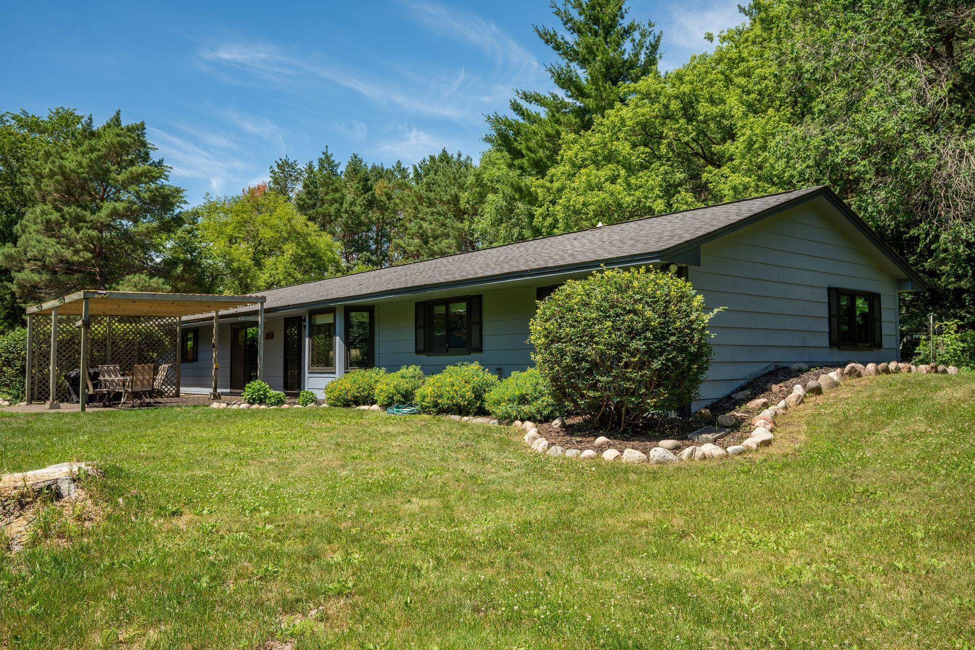 22017 Quincy ST NE, Cedar, MN 55011
