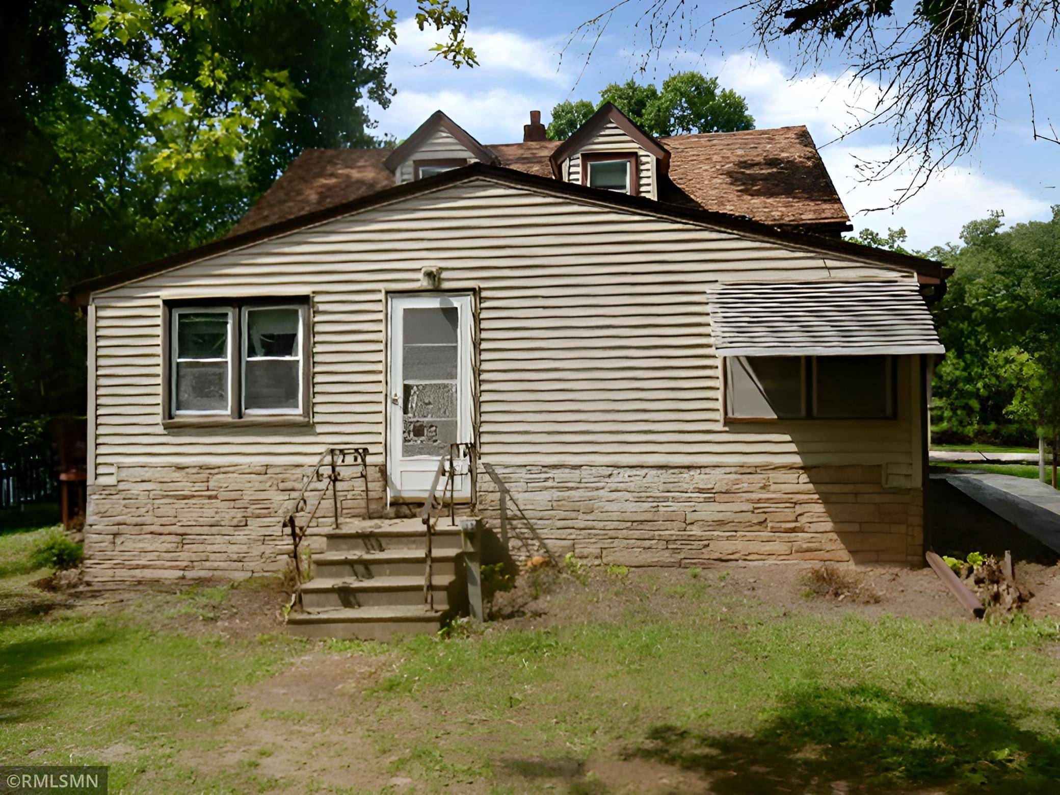 1401 12th AVE, Newport, MN 55055