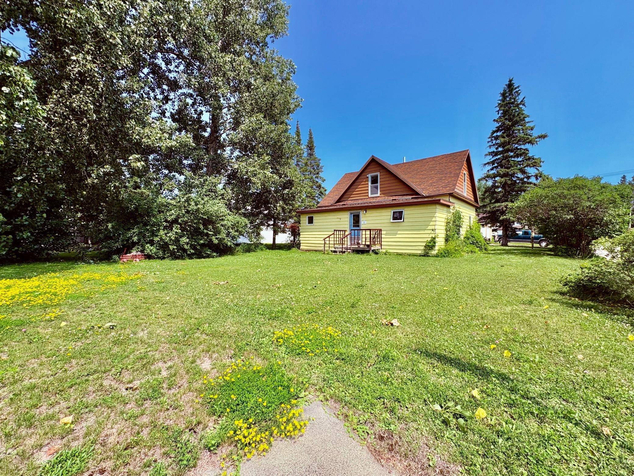 122 2nd AVE SE, Baudette, MN 56623