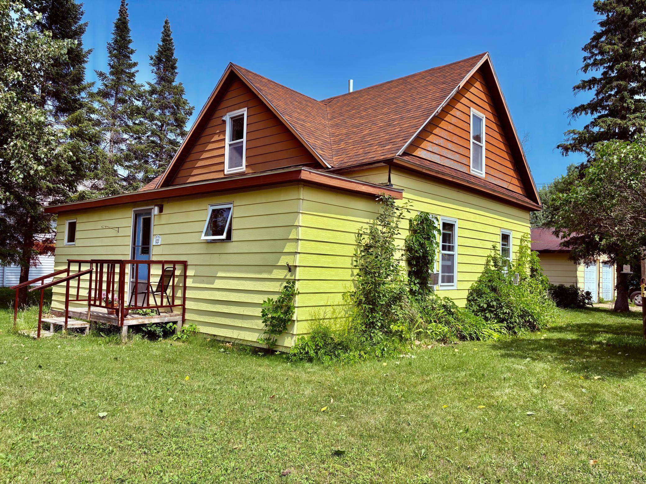 122 2nd AVE SE, Baudette, MN 56623