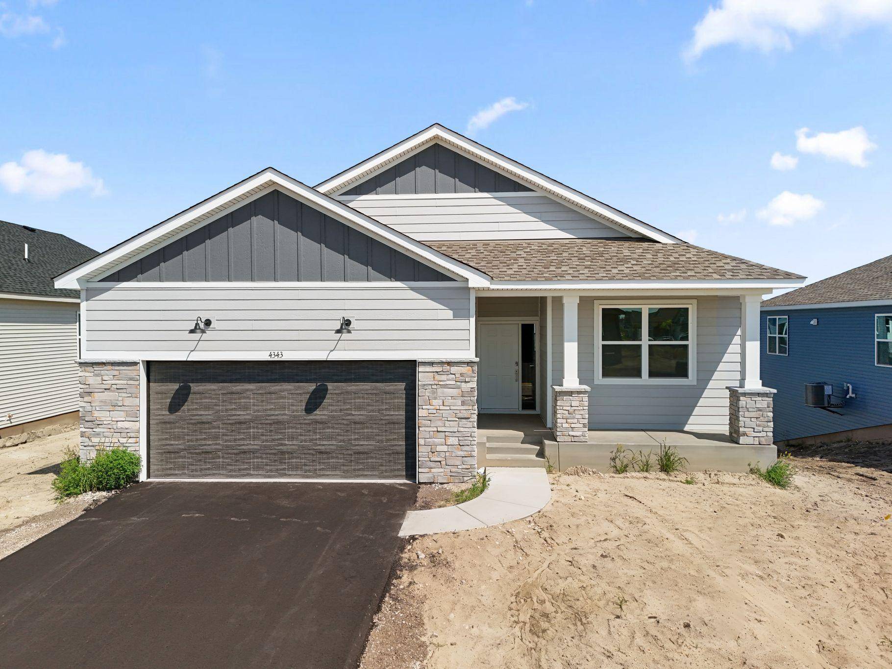 4343 132nd AVE NE, Blaine, MN 55449