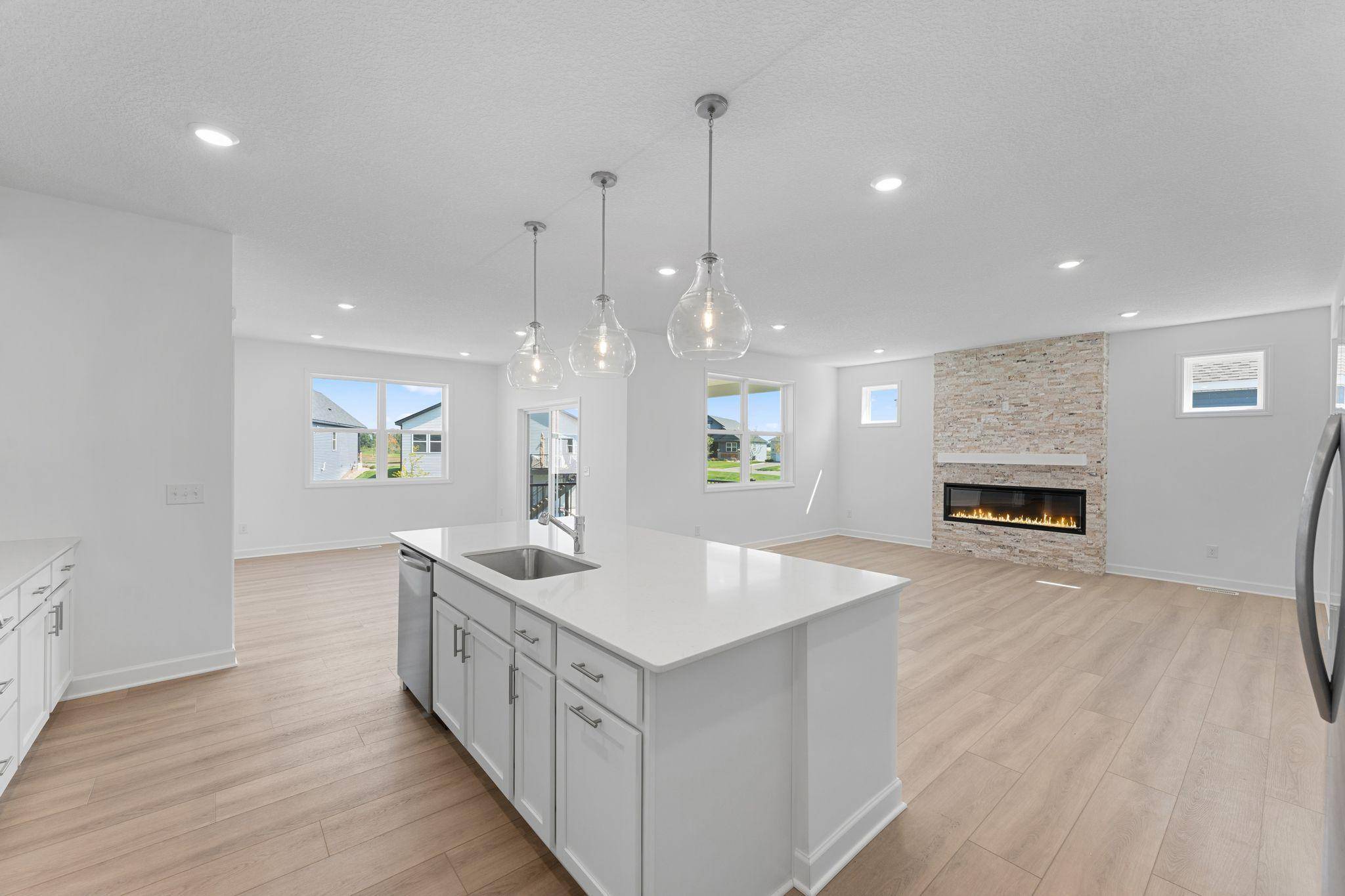 4343 132nd AVE NE, Blaine, MN 55449
