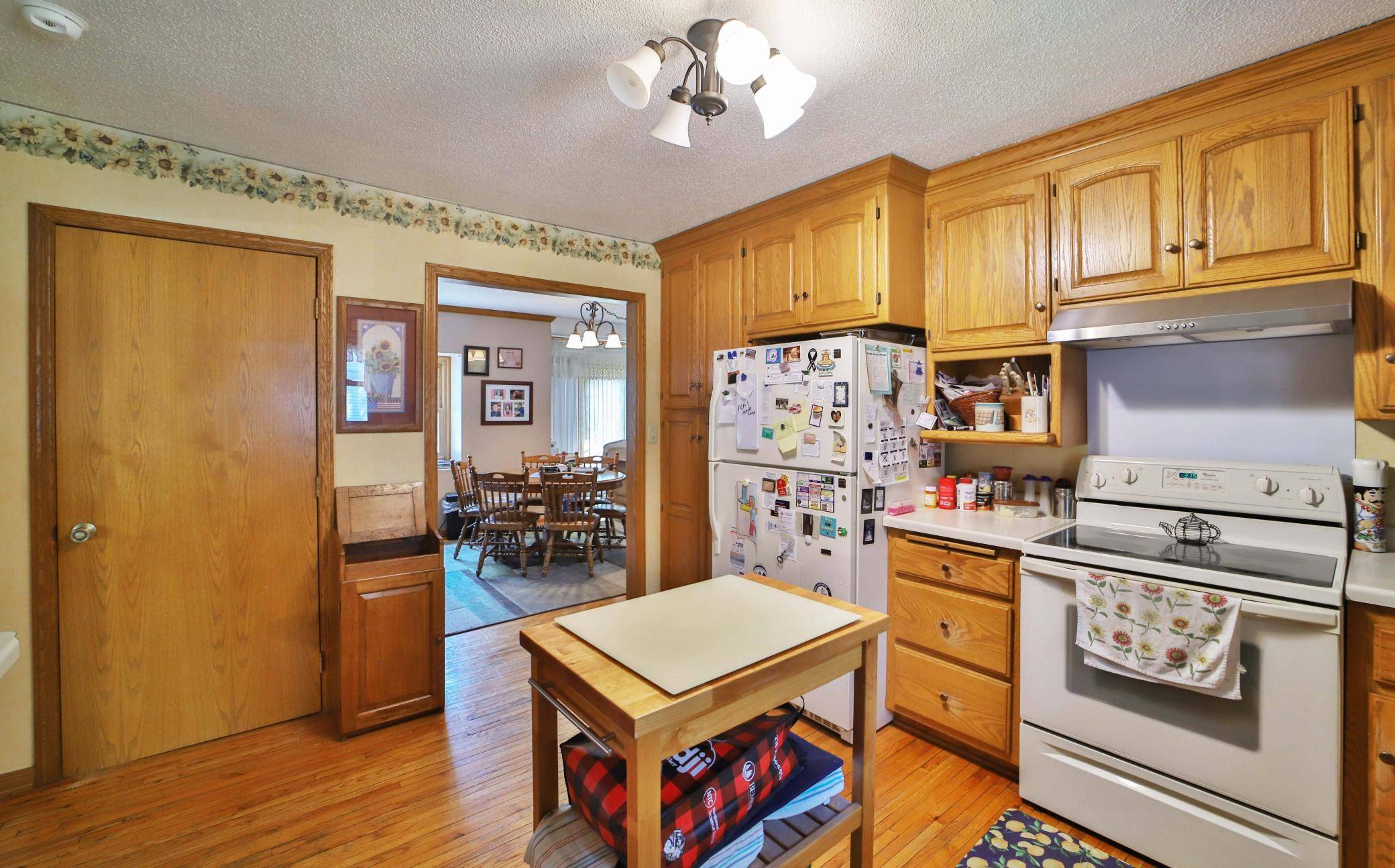 708 8th AVE SW, Little Falls, MN 56345