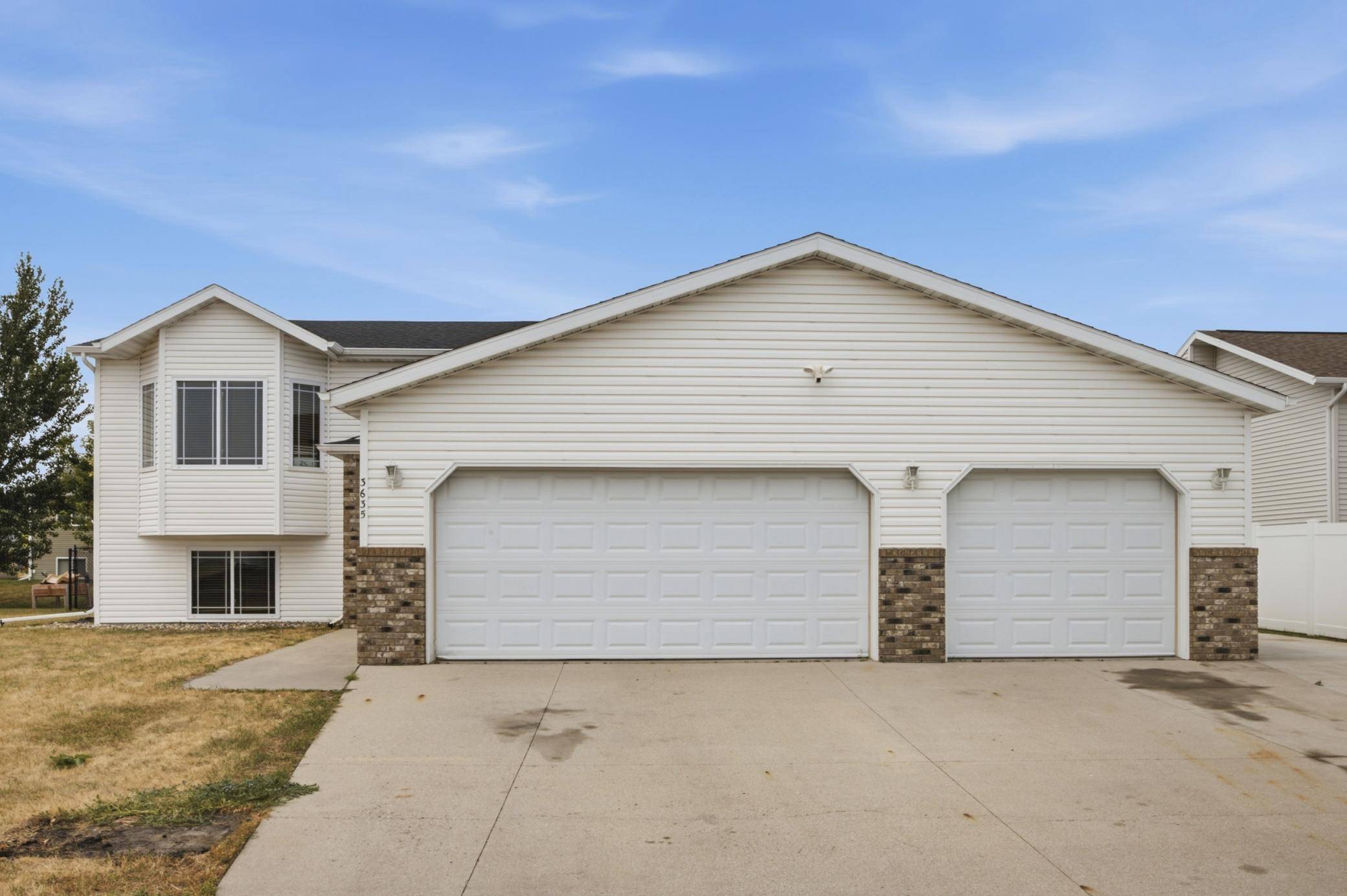 3635 Harrison ST S, Fargo, ND 58104