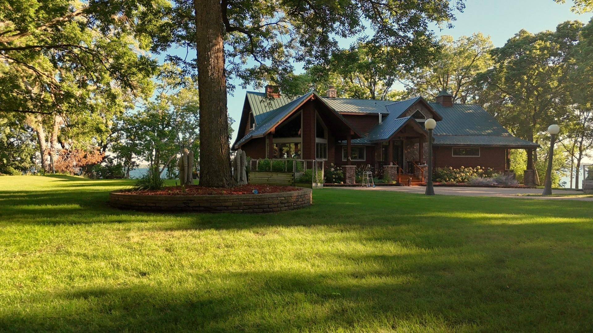 9881 N Shore DR, Spicer, MN 56288
