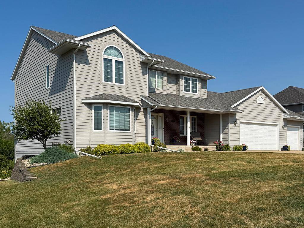 765 Sterling AVE, Worthington, MN 56187