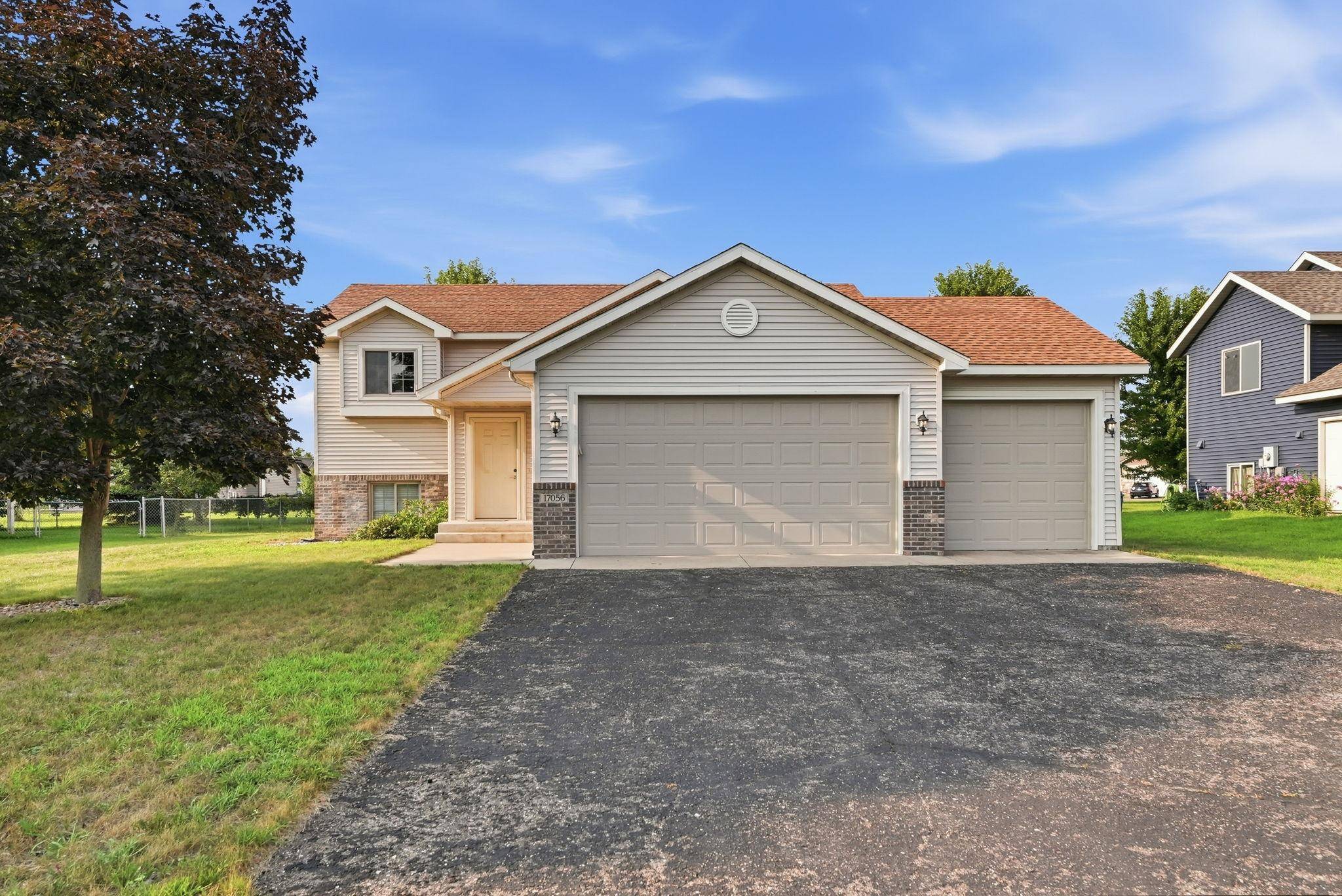17056 Trillium LN, Big Lake, MN 55309