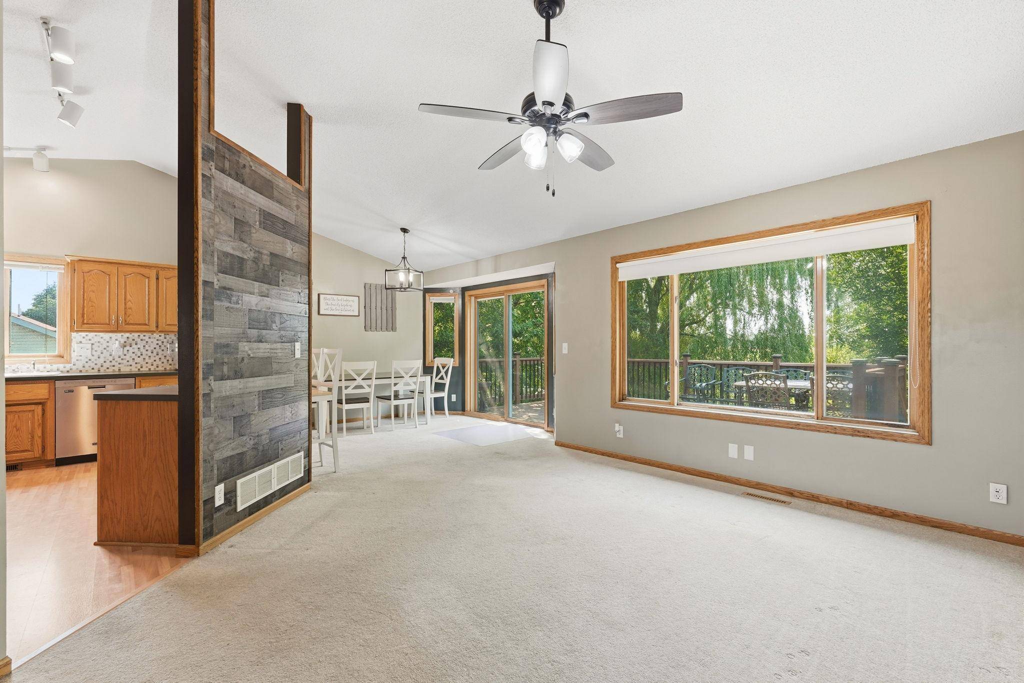 30936 Marigold LN, Lindstrom, MN 55045
