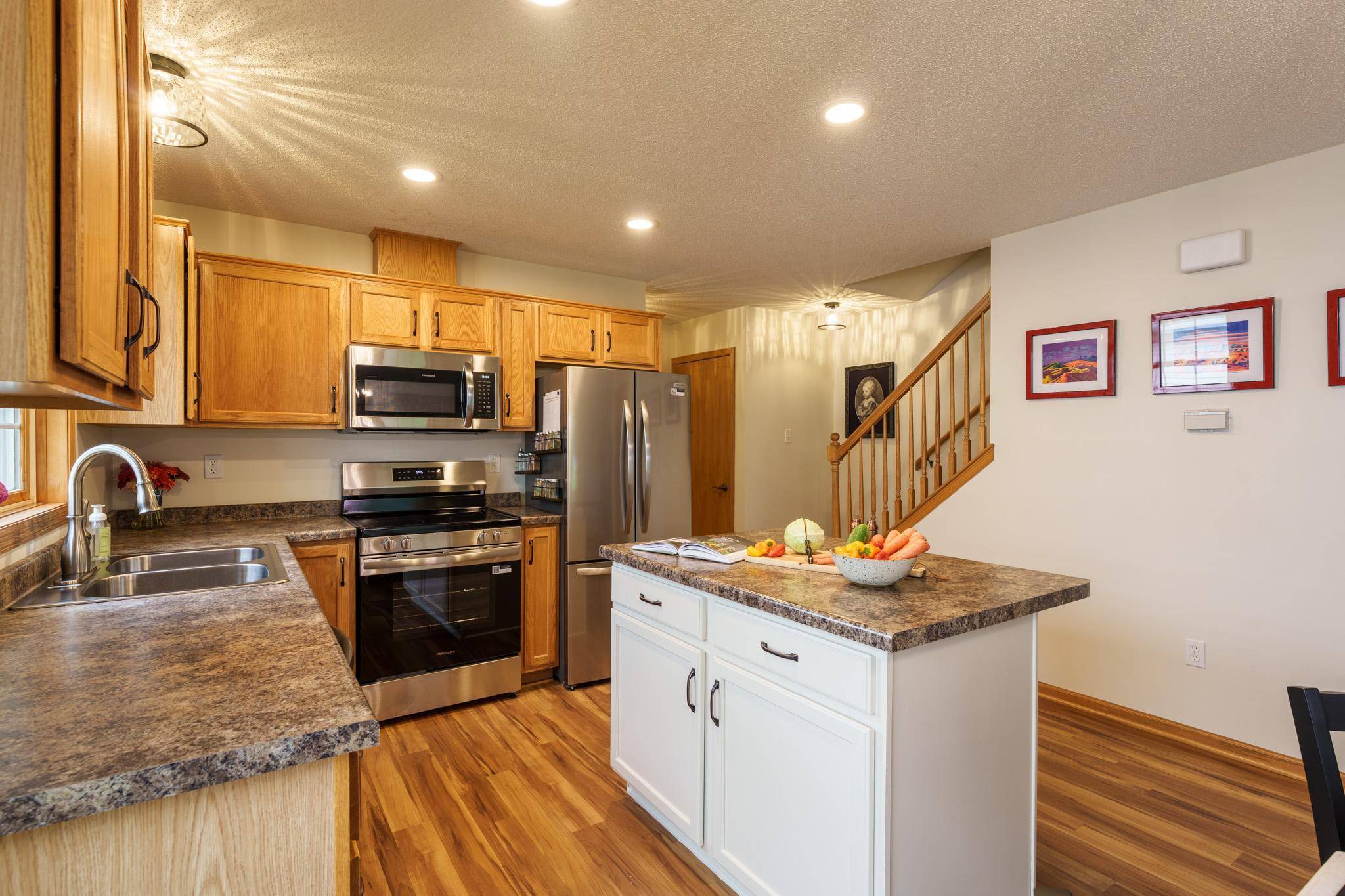 3049 Venice LN NW, Rochester, MN 55901