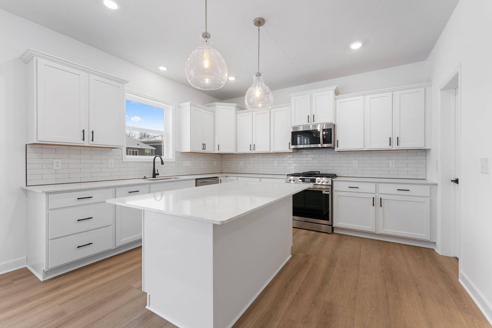 7444 Lotus LN, Lino Lakes, MN 55038
