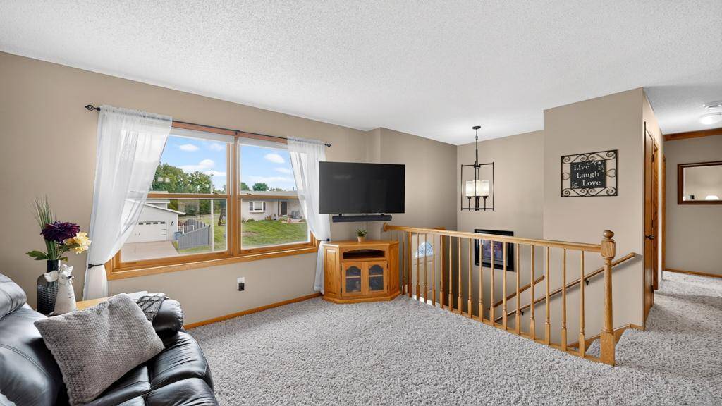 5113 19 1/2 Avenue LN NW, Rochester, MN 55901