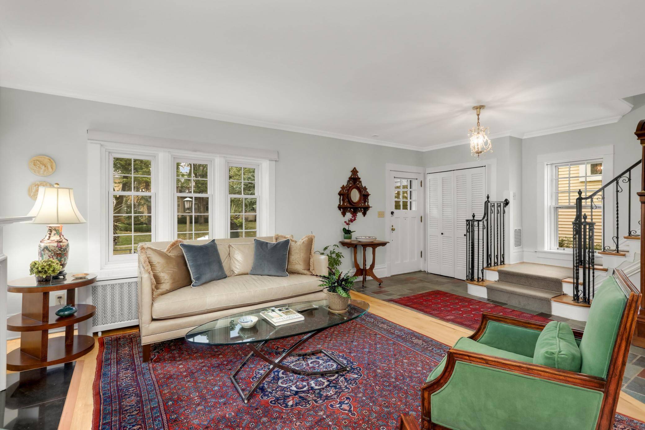 904 Osceola AVE, Saint Paul, MN 55105