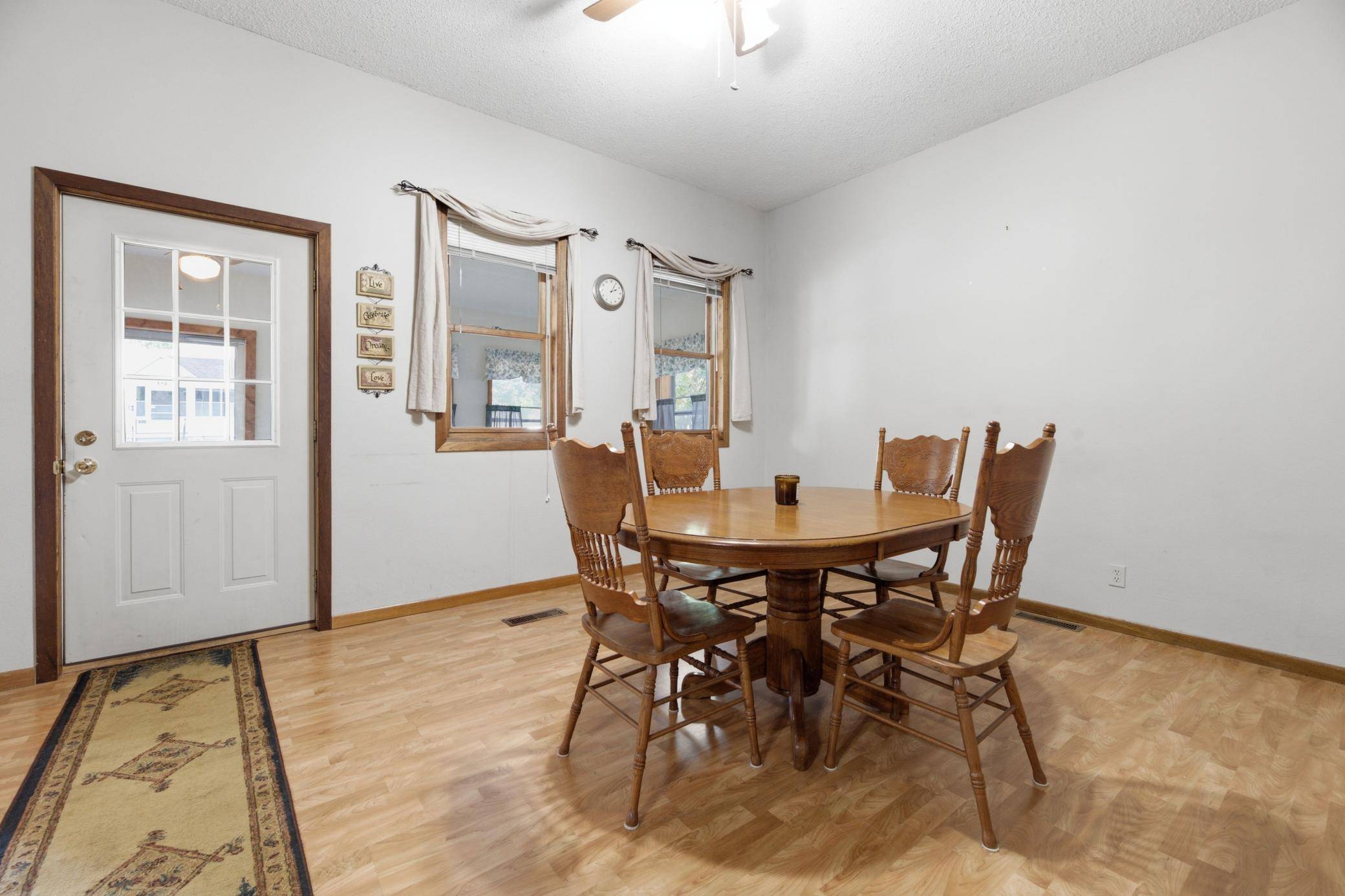 351 E Sanborn ST, Winona, MN 55987