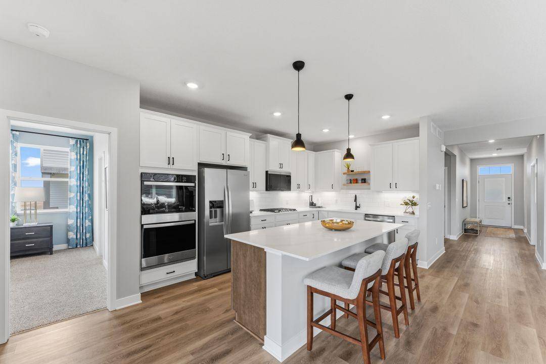 918 Foxglove TER, Waconia, MN 55387