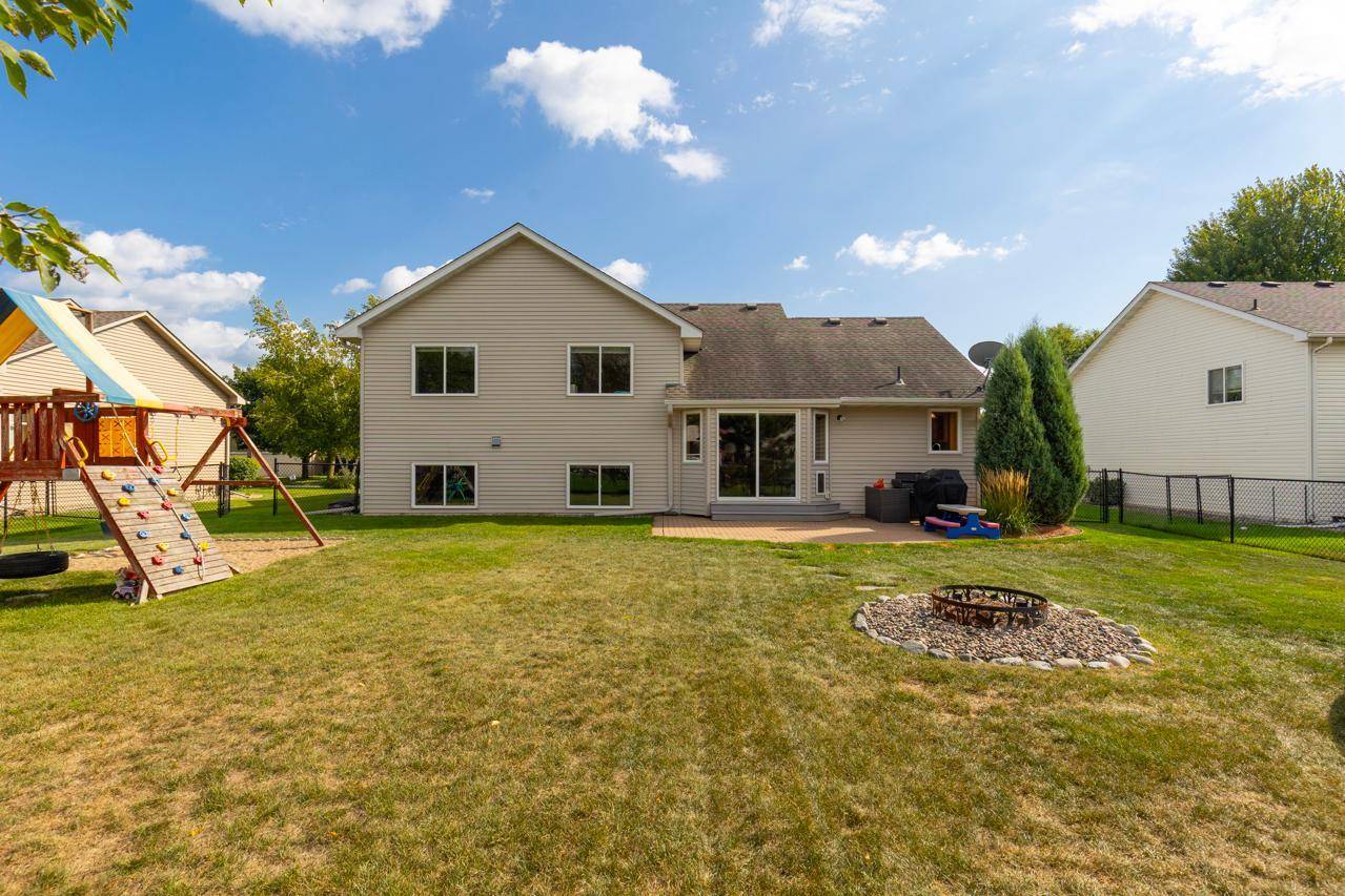 18854 Dupont WAY, Farmington, MN 55024