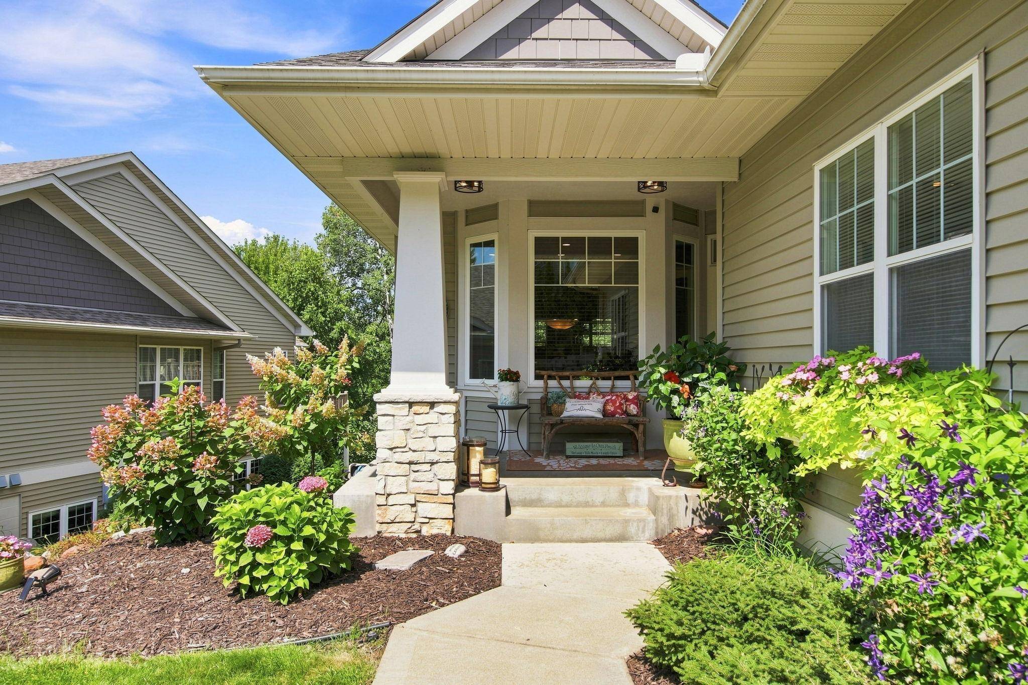8958 Coffman PATH, Inver Grove Heights, MN 55076