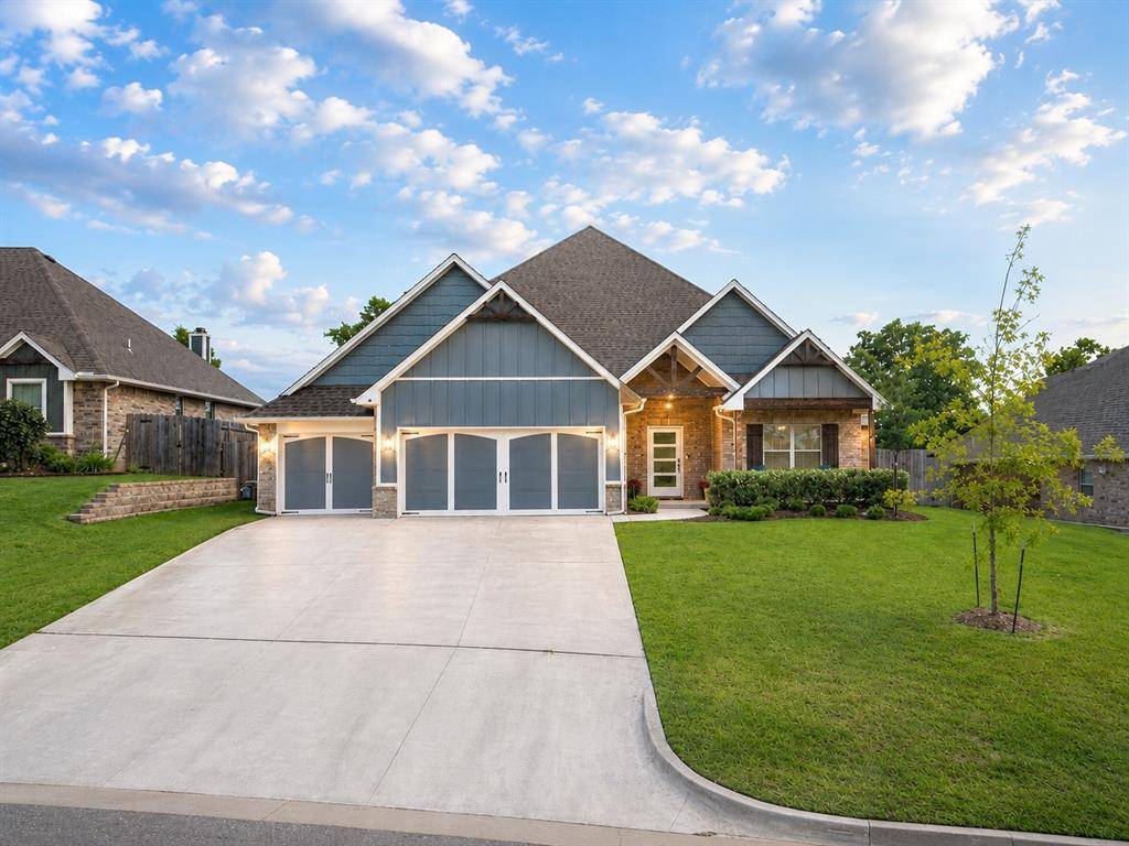 8708 Stark ST, Edmond, OK 73007