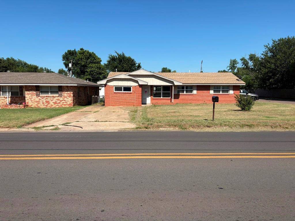 1442 22nd ST, Woodward, OK 73801