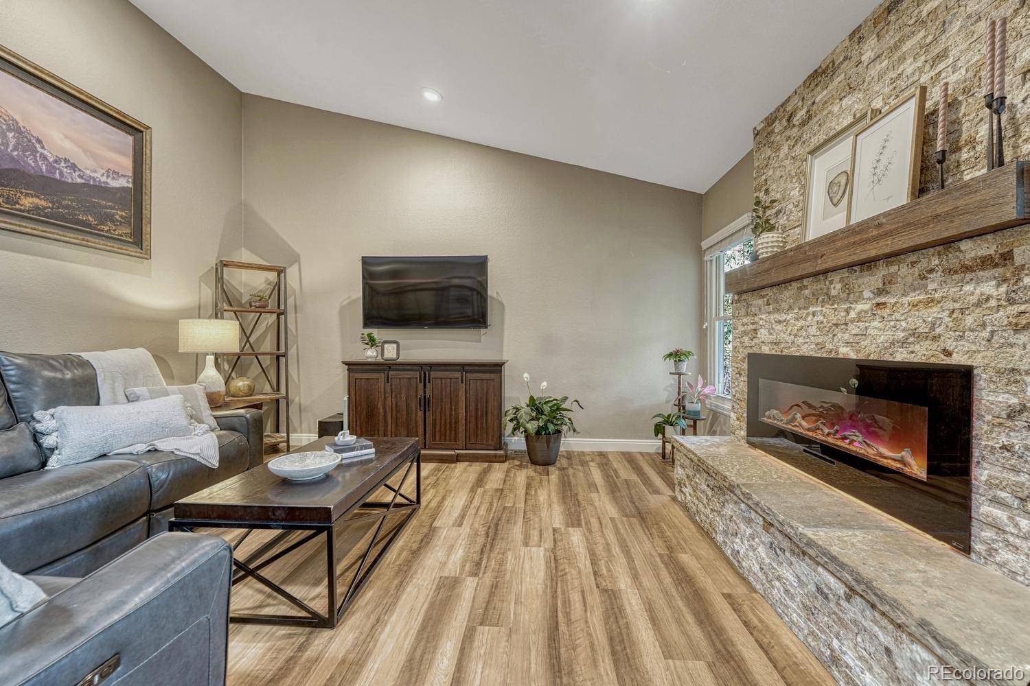 3960 Vondelpark PL, Colorado Springs, CO 80907