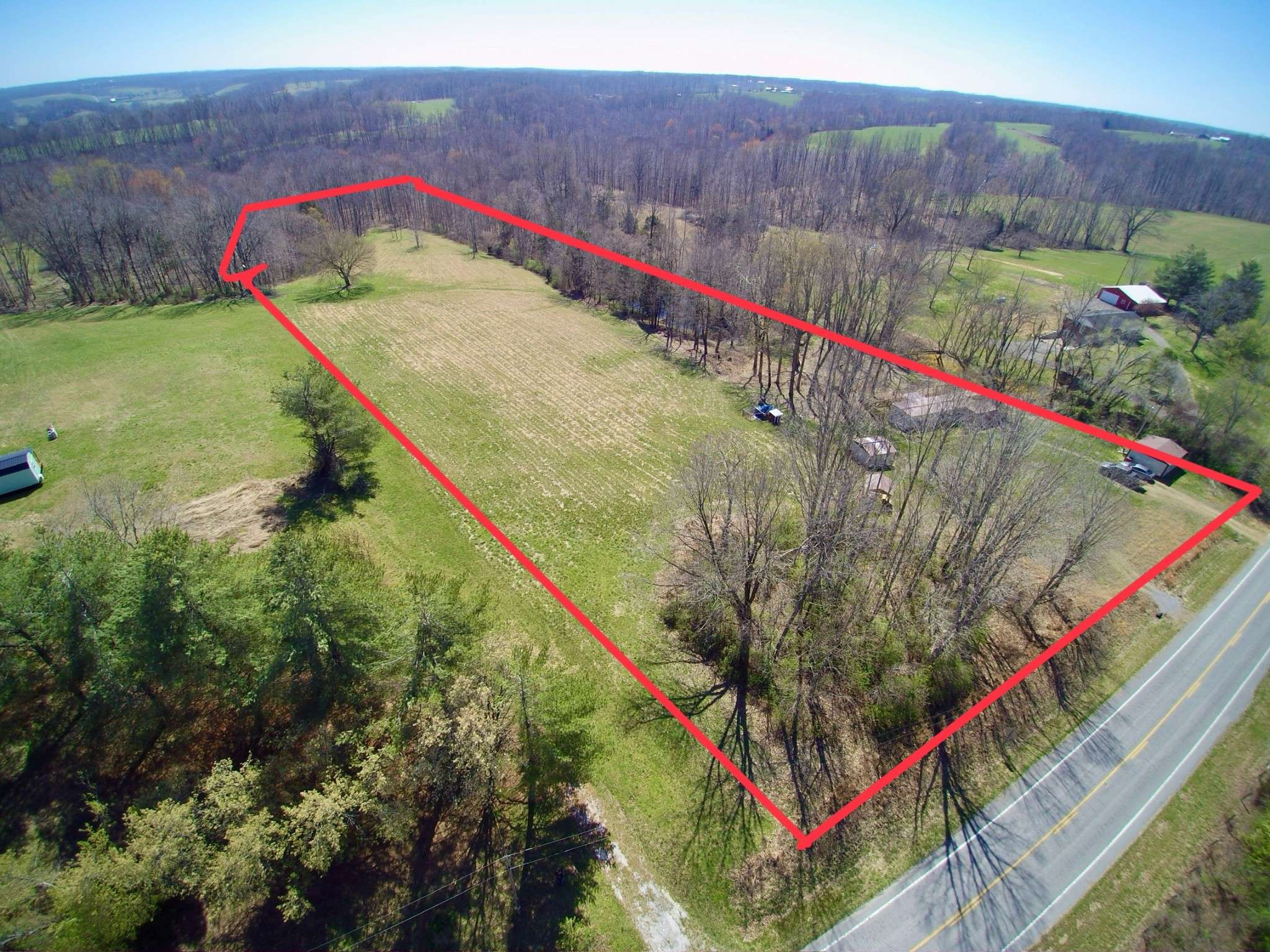 10974 Galen Rd, Lafayette, TN 37083