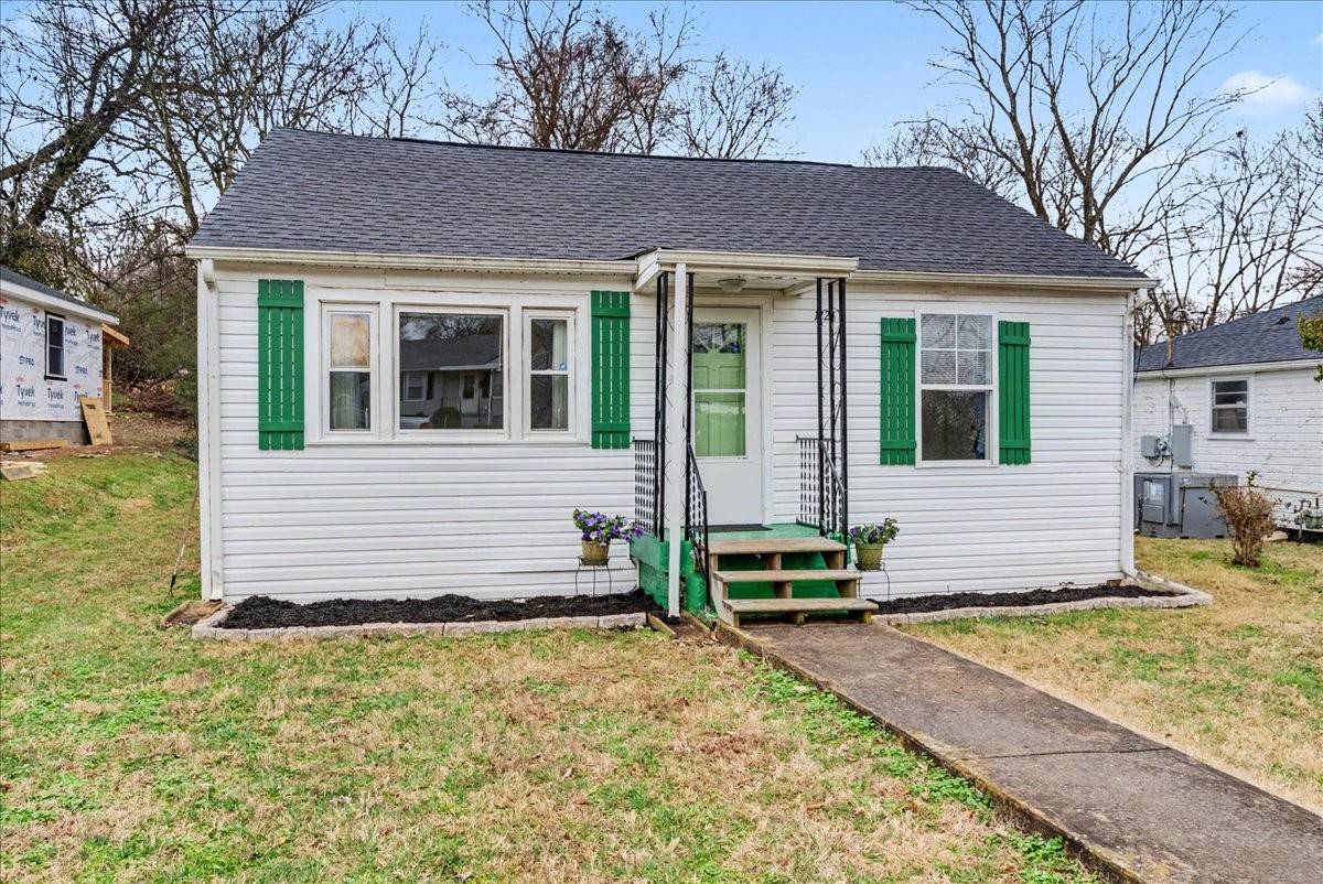 1226 Cedar St, Clarksville, TN 37040