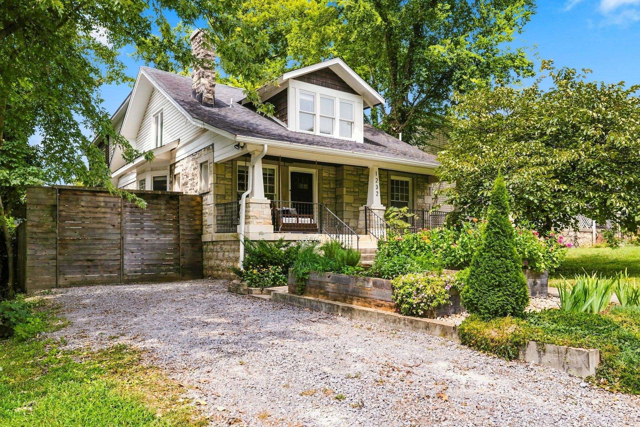1232 N 2nd St, Nashville, TN 37207