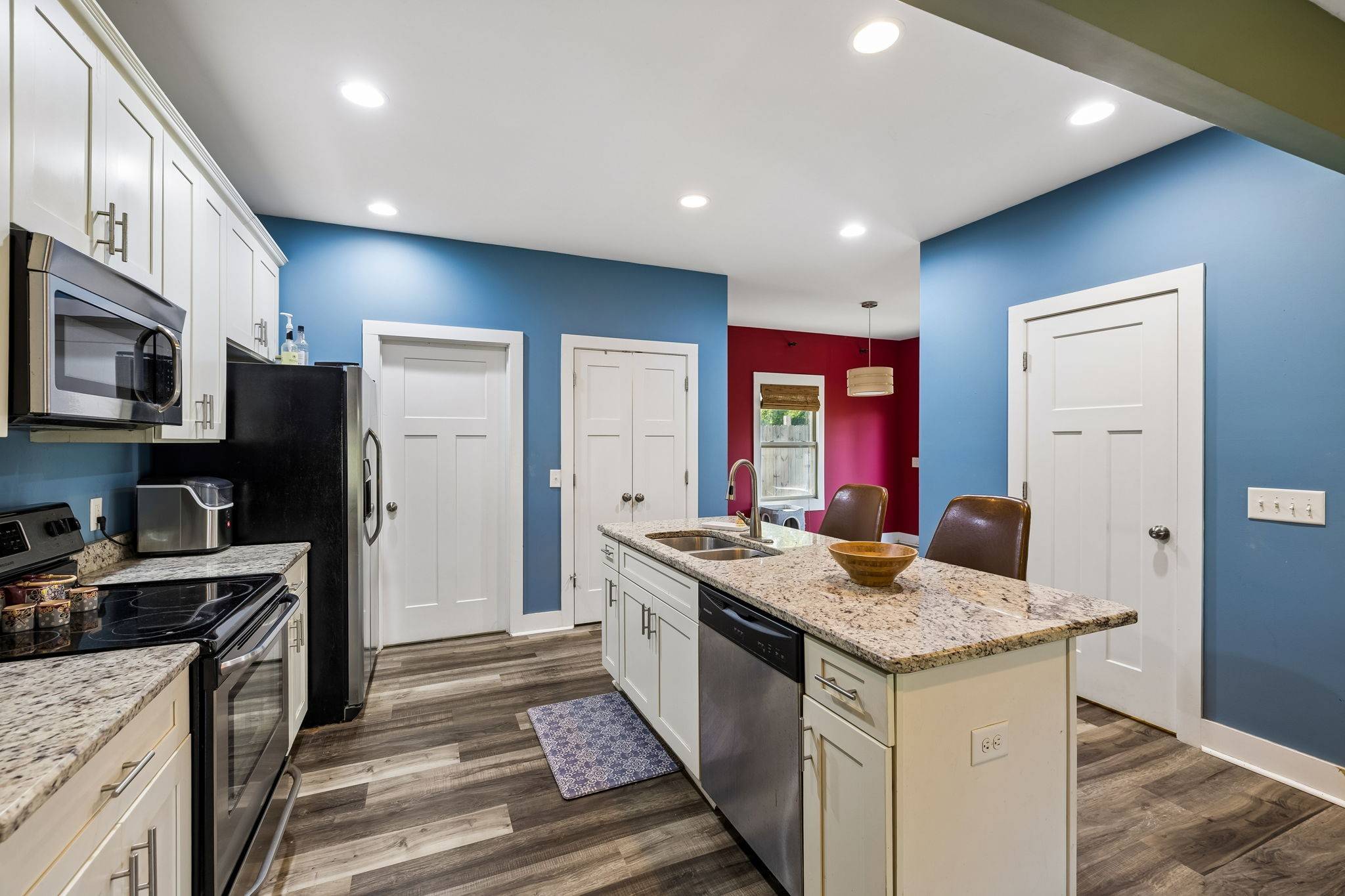 421 Joy Ave, Nashville, TN 37207