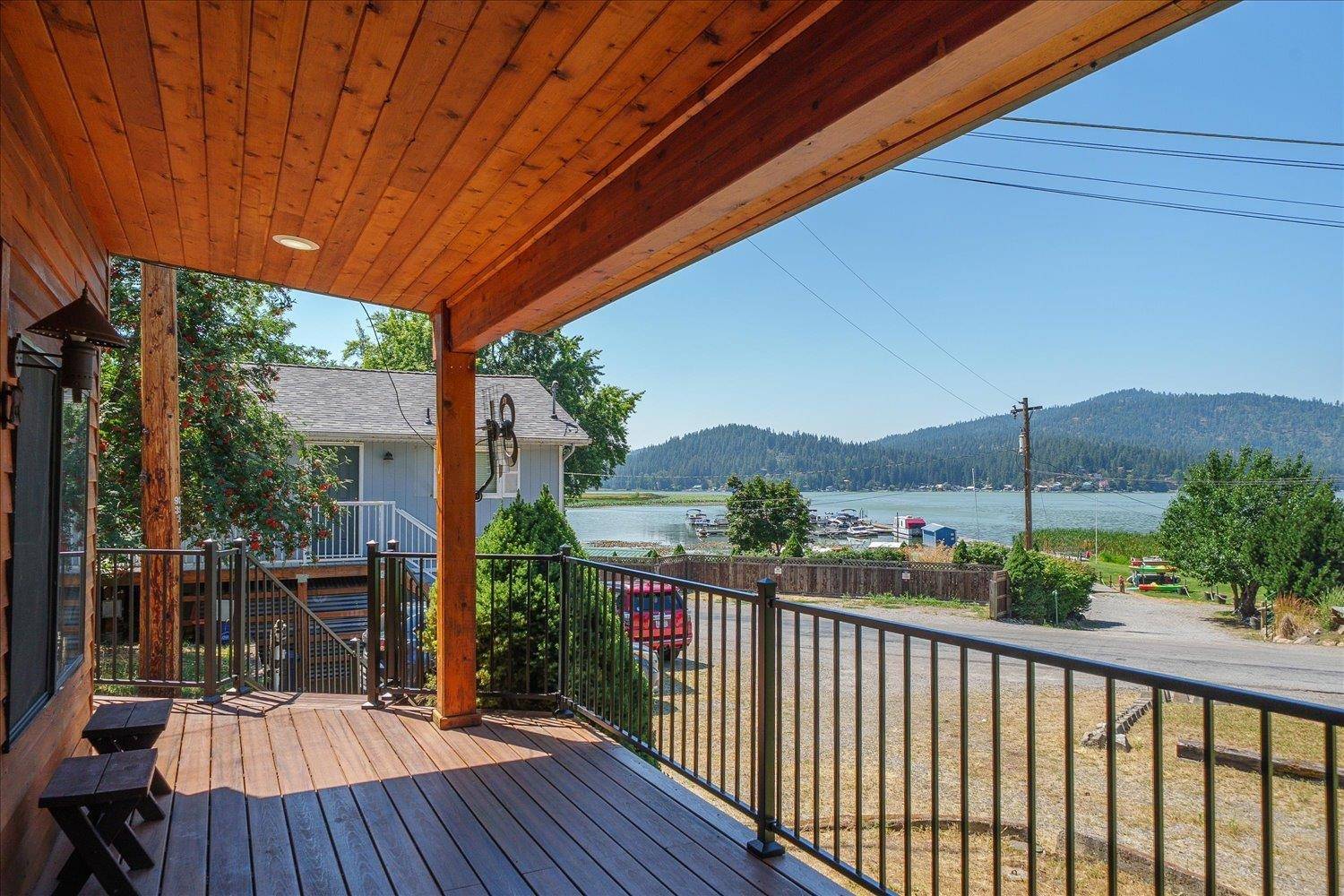 12512 N East Newman Lake Dr, Newman Lake, WA 99025