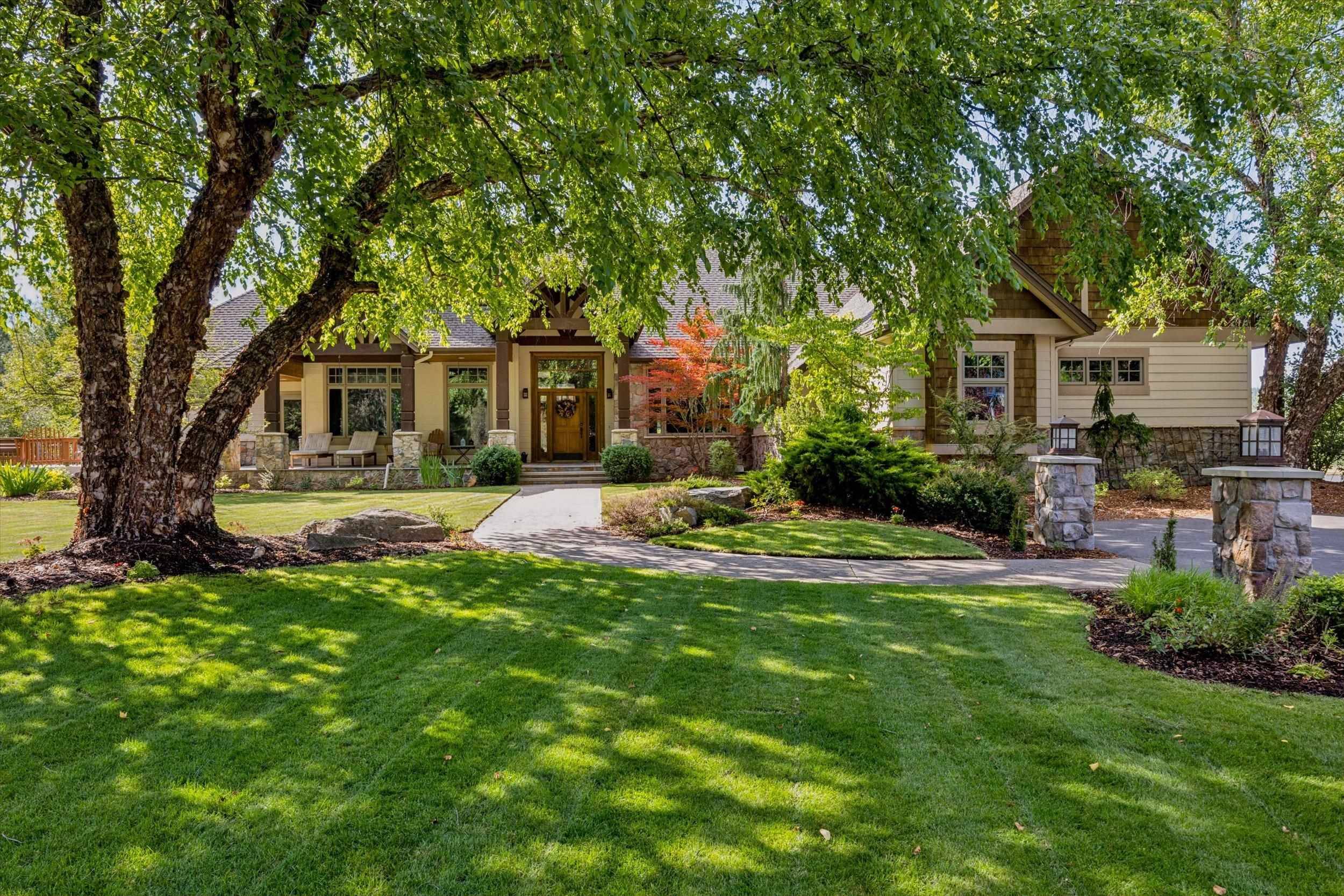 13615 N Riverbluff Ln, Spokane, WA 99208