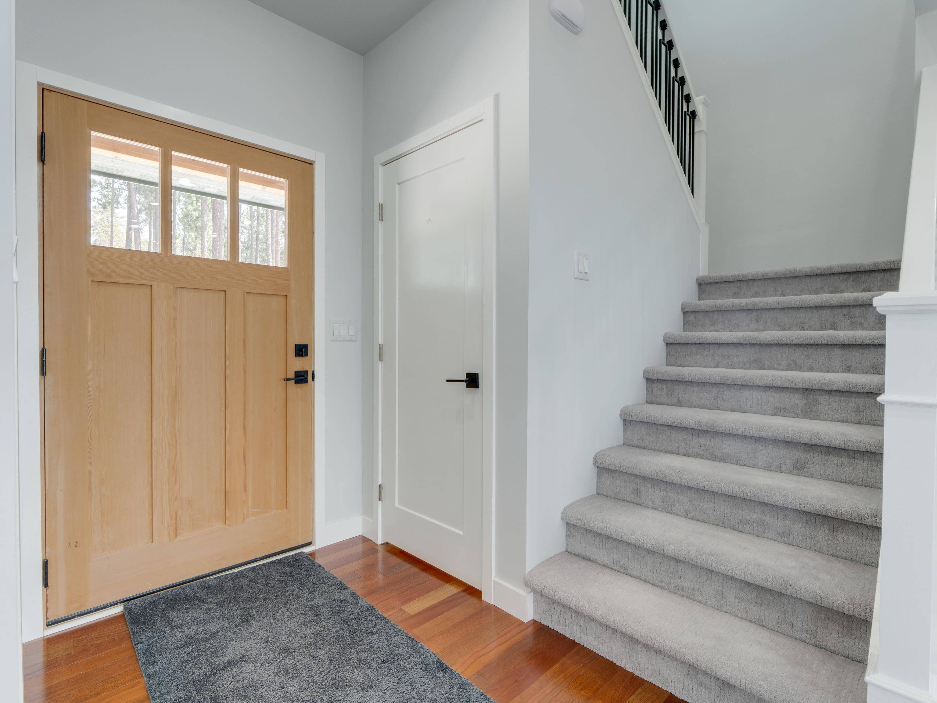 6560 Pine Ridge WAY, Nine Mile Falls, WA 99026