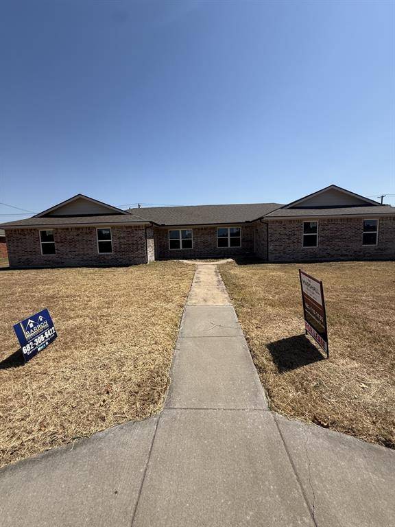 402 N Nolan River Road #A, Cleburne, TX 76033