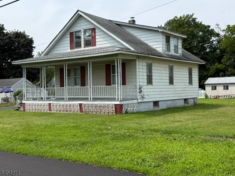 31 Ferro Monte Ave, Roxbury Twp., NJ 07847