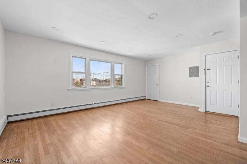 1134 Rivington, Roselle Boro, NJ 07203