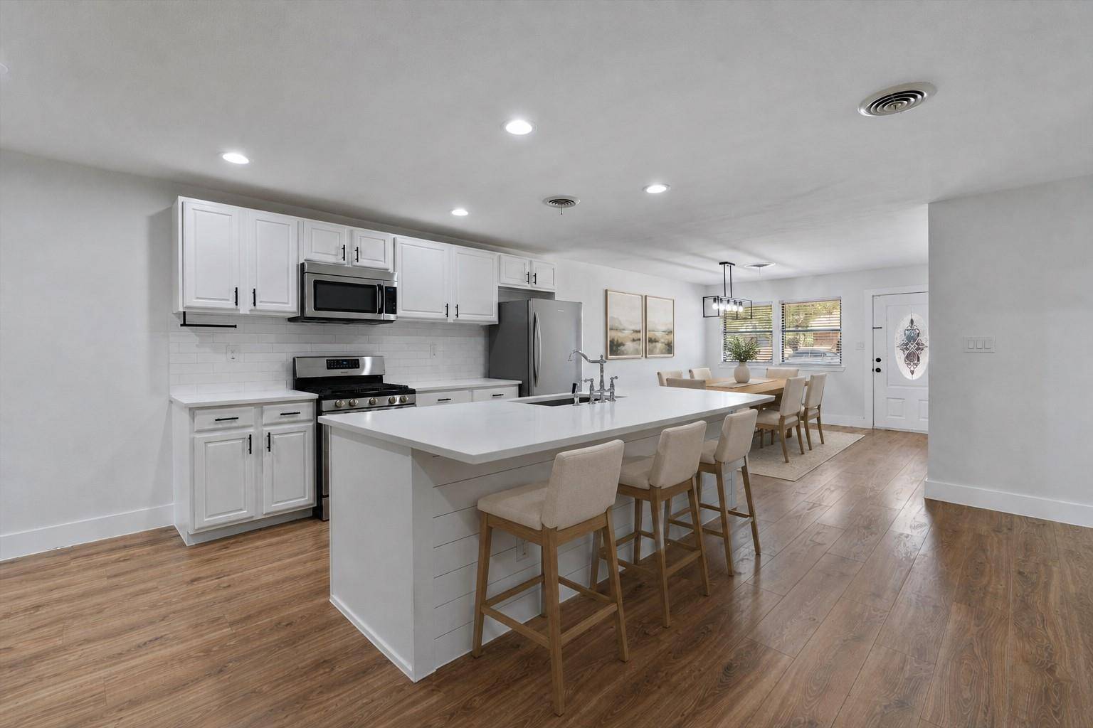556 E 19th ST, Georgetown, TX 78626