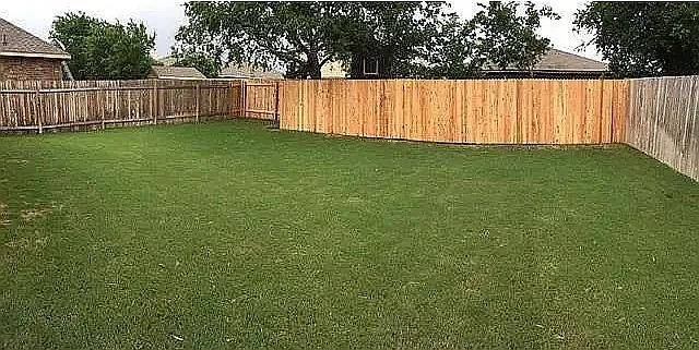 520 S Brook DR, Leander, TX 78641