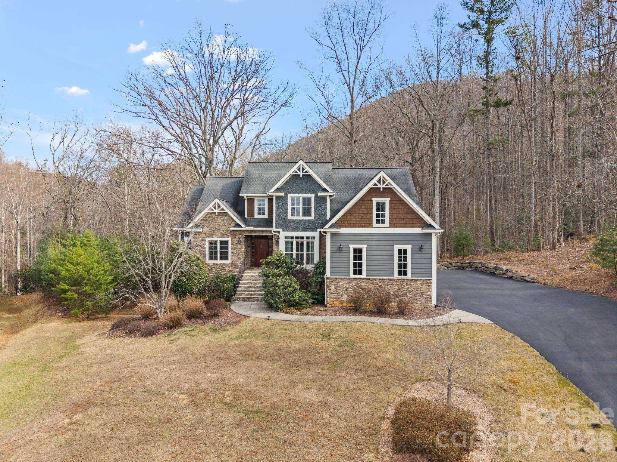 19 Angler TRL, Asheville, NC 28803