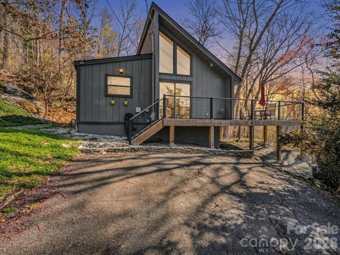 456 Youngs Mountain DR, Lake Lure, NC 28746