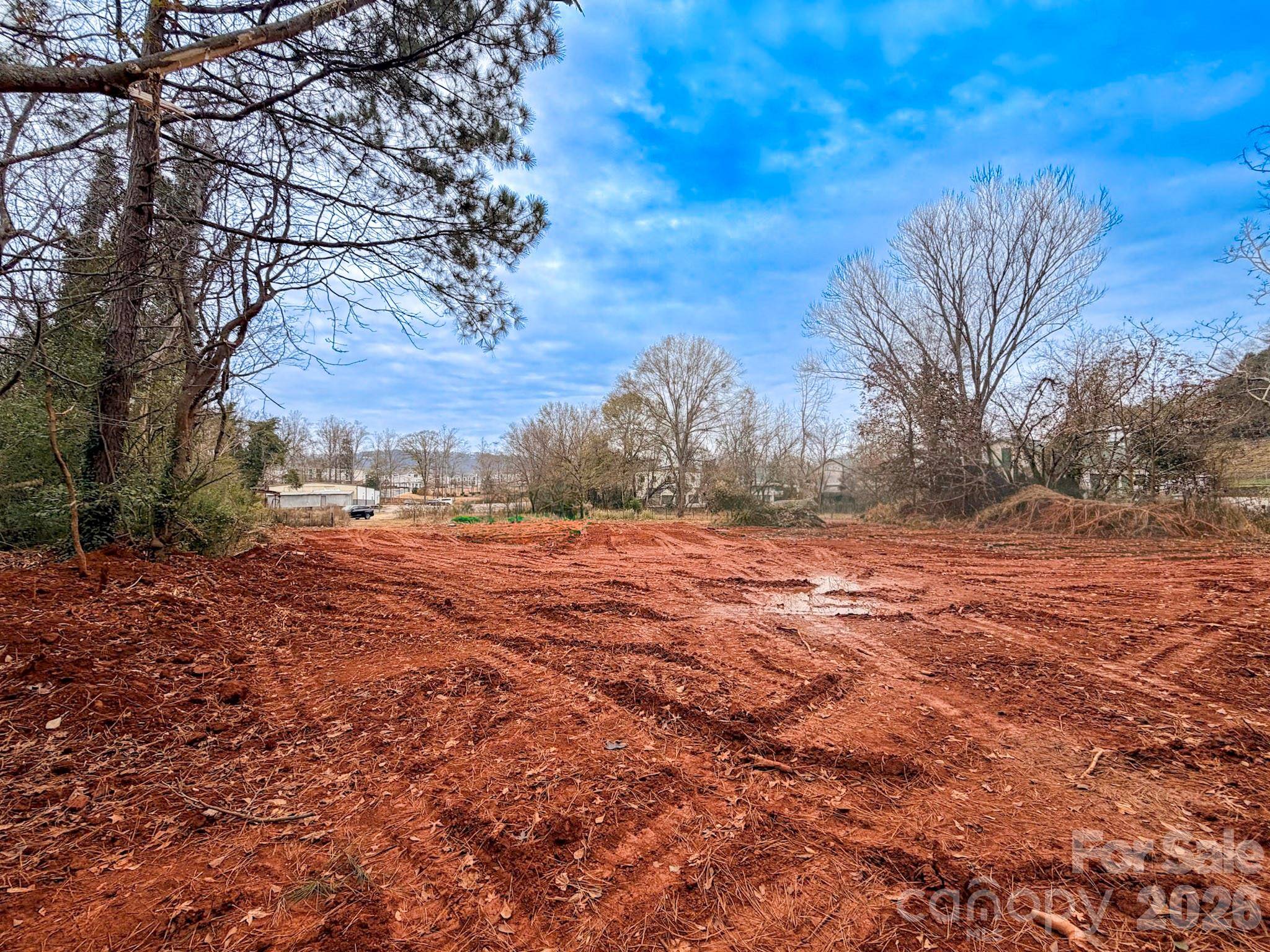 2738B Poinsett HWY, Greenville, SC 29609