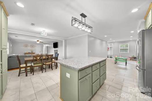 138 Shumaker DR, Statesville, NC 28625