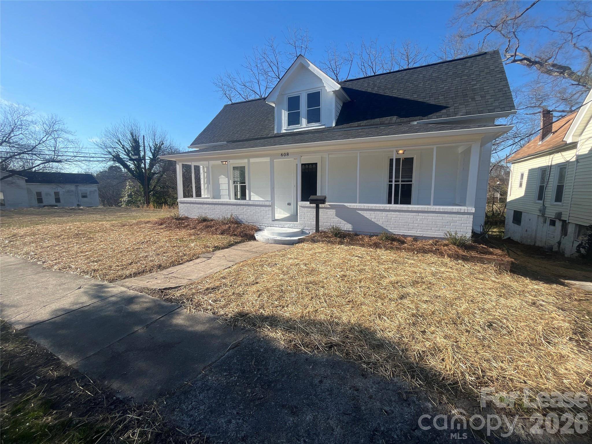 608 S Yadkin AVE, Spencer, NC 28159