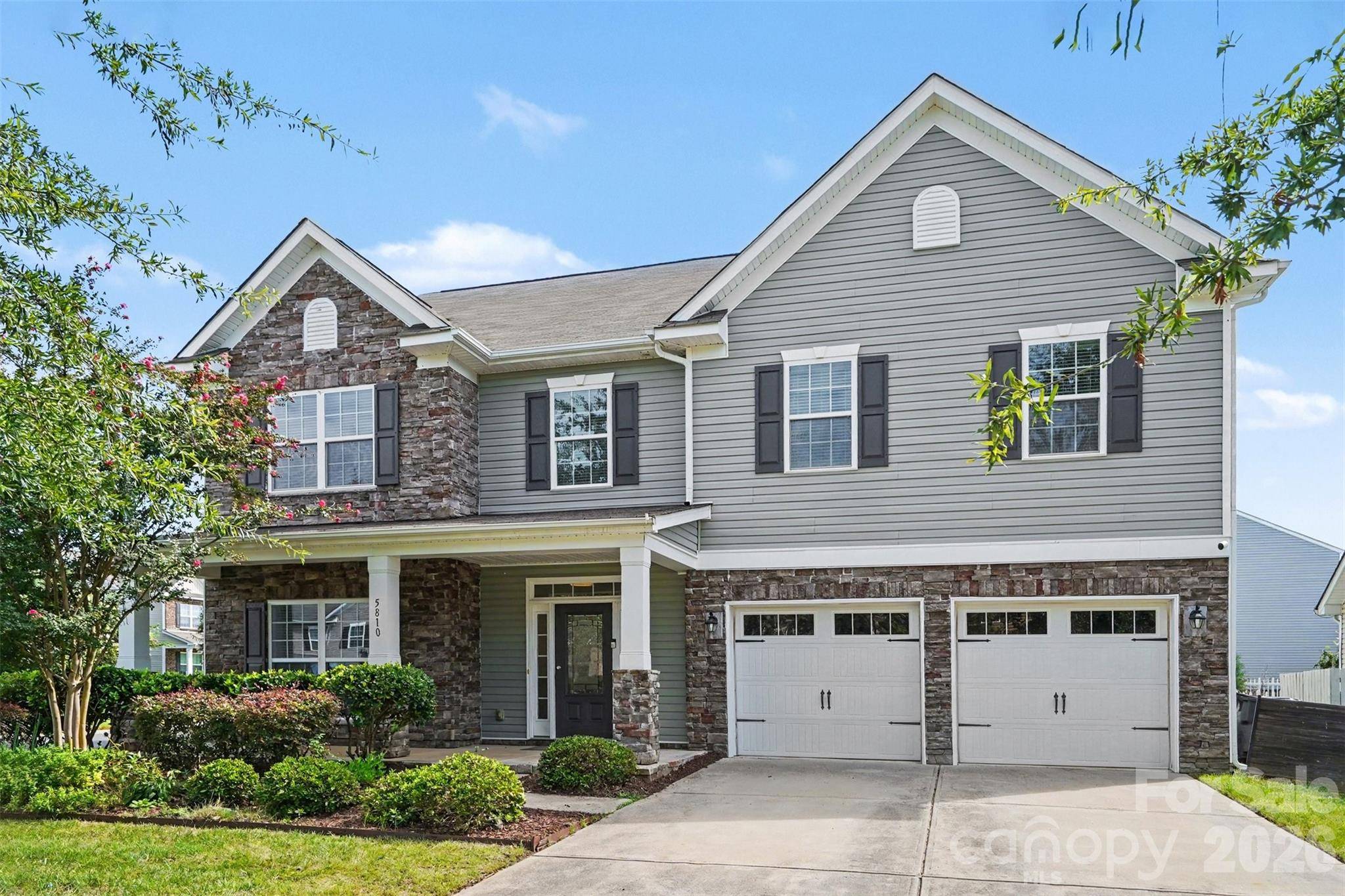 5810 Castlecove RD, Charlotte, NC 28273