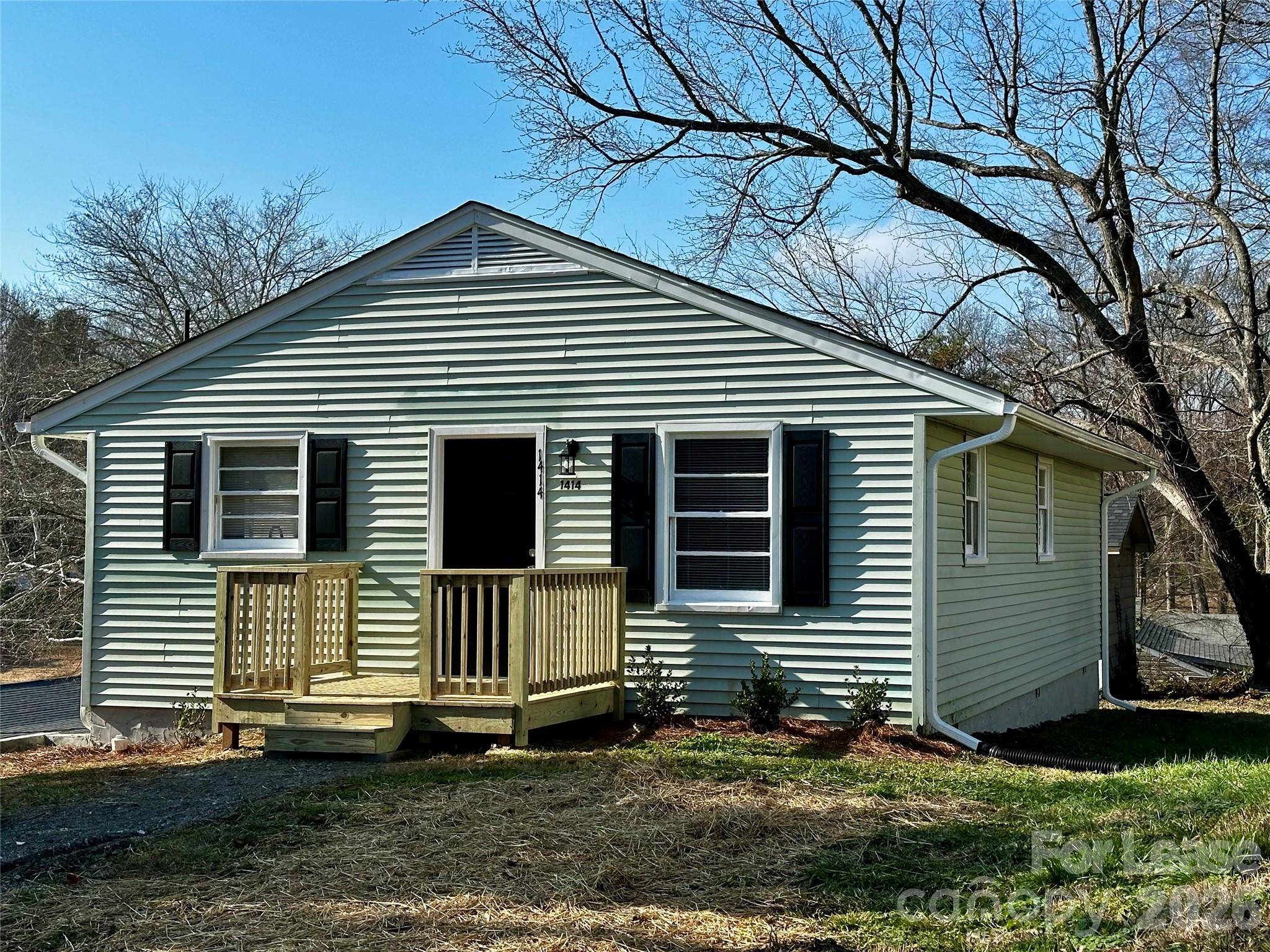 1414 White ST, Lexington, NC 27295