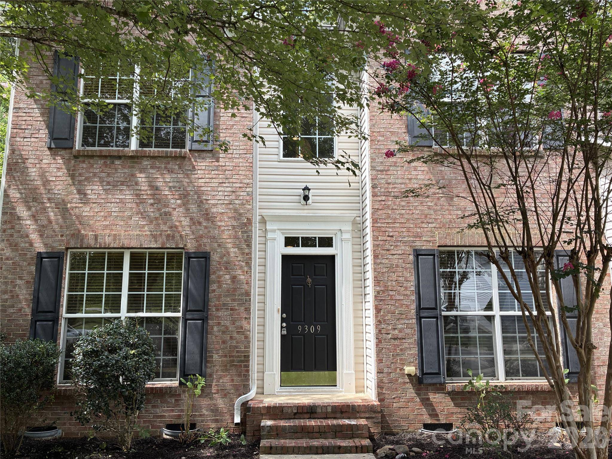 9309 Shrewsbury DR, Waxhaw, NC 28173