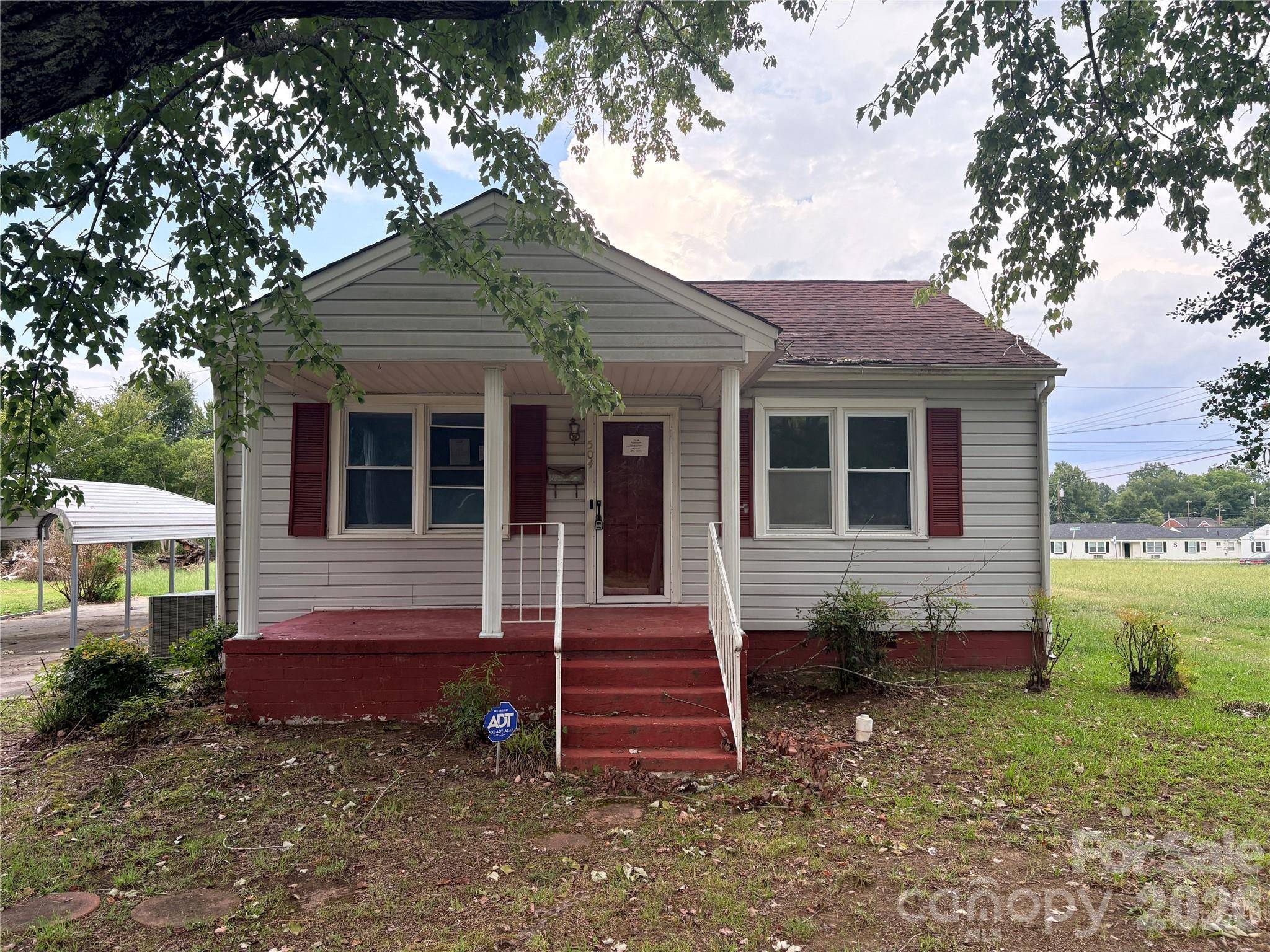 504 Brendale DR, Chester, SC 29706
