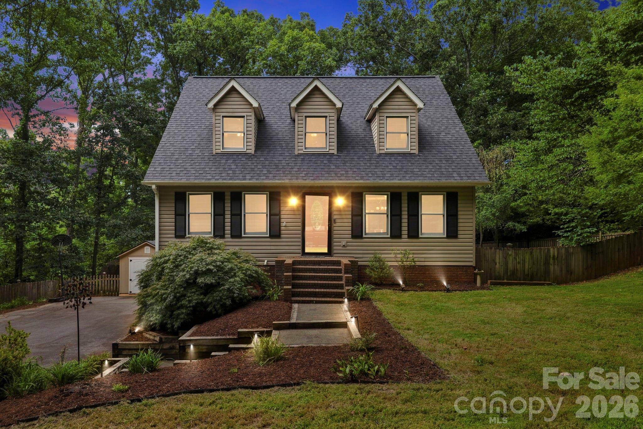 505 Pole Creasman RD, Asheville, NC 28806