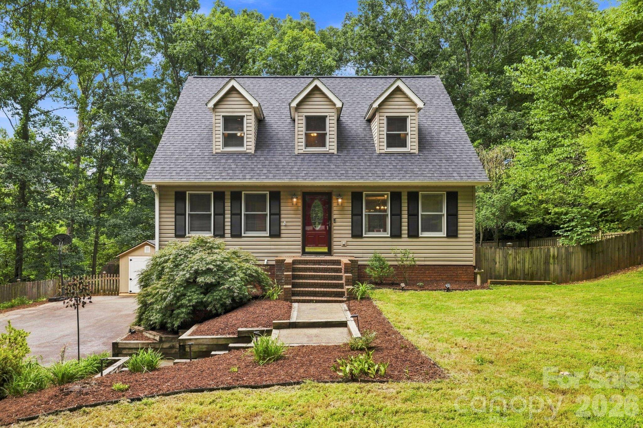 505 Pole Creasman RD, Asheville, NC 28806