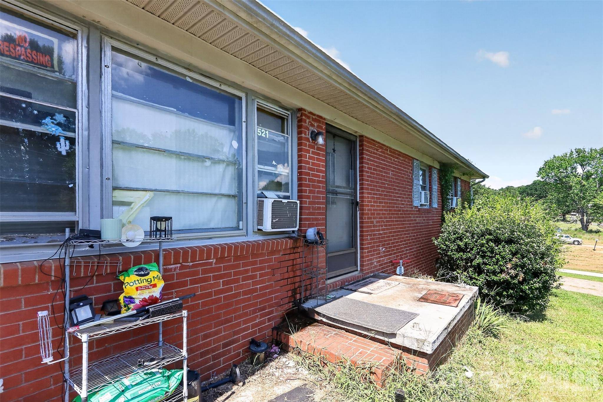 521 Lee DR, Shelby, NC 28152