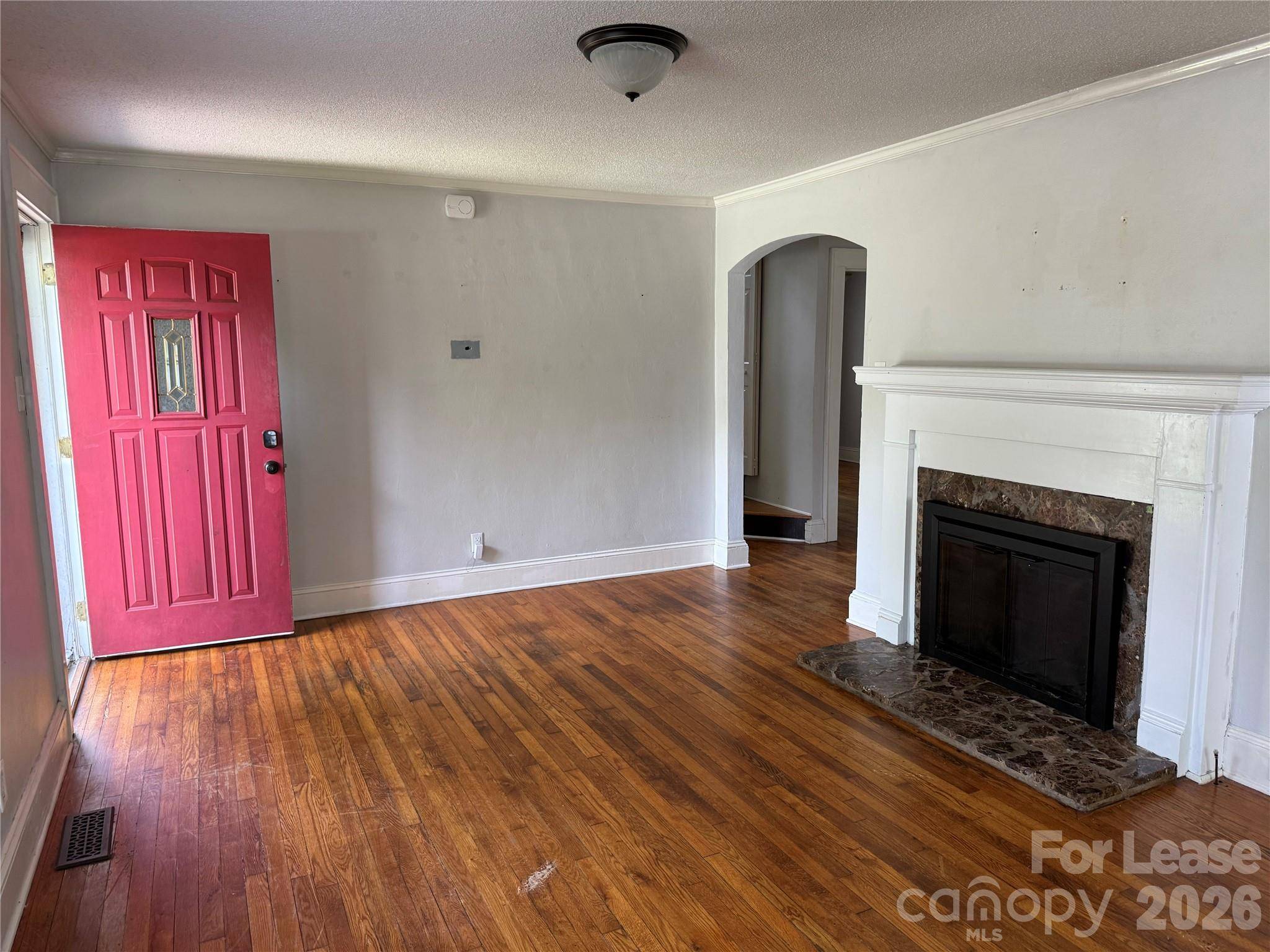 1117 13th AVE NW, Hickory, NC 28601