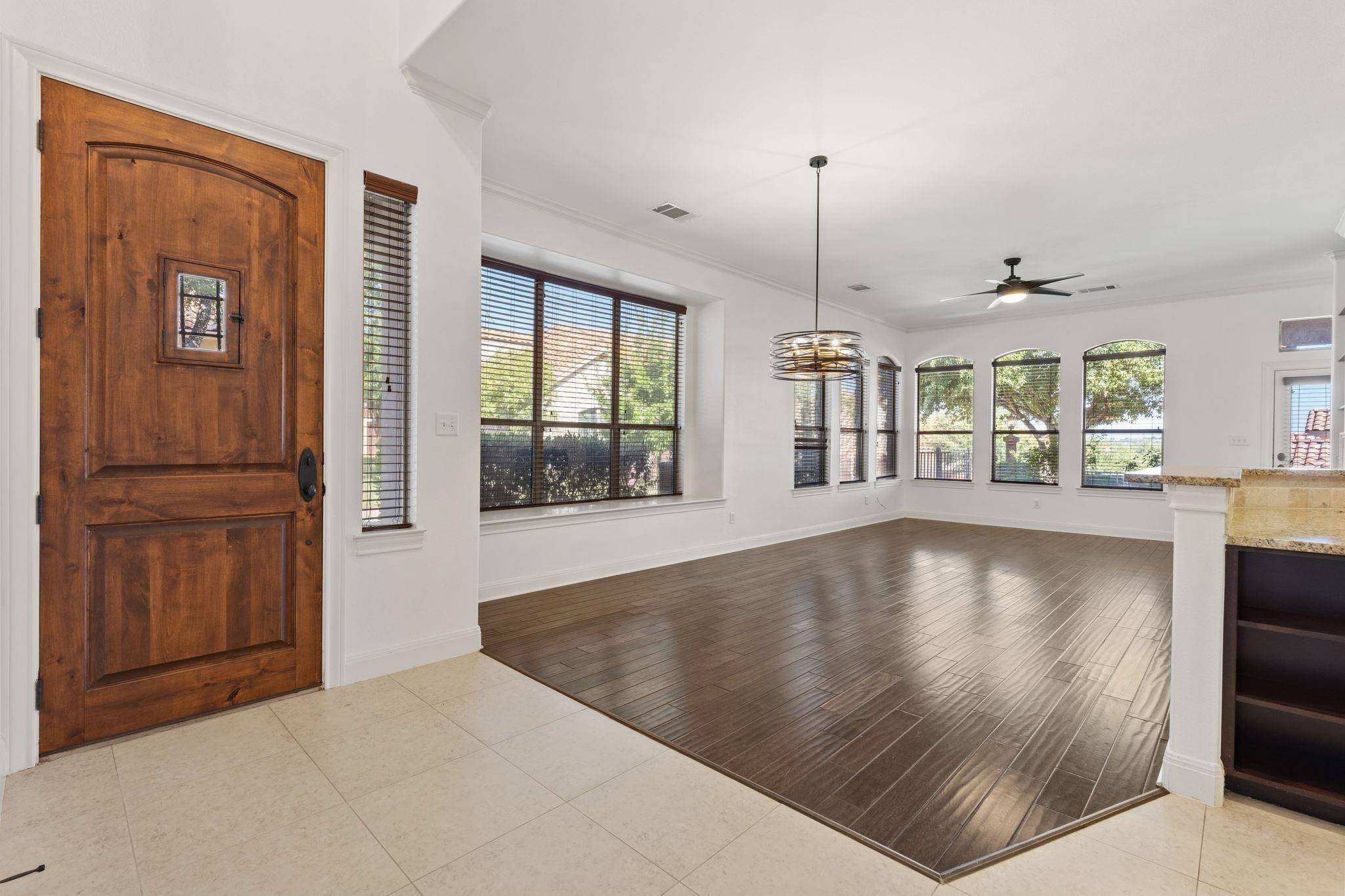 306 Enclave Circle, Horseshoe Bay, TX 78657