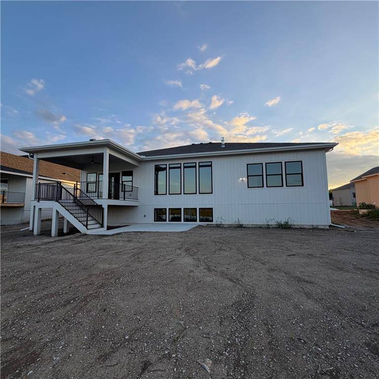 2343 Foxtail DR, Kearney, MO 64060